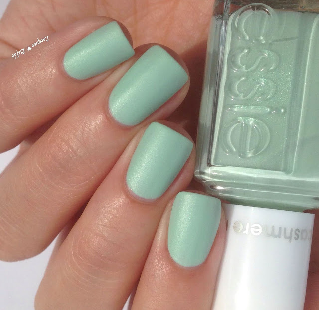 Essie Yespadrilles Cashmere Matte Brights Essie Yespadrilles Cashmere Matte Brights