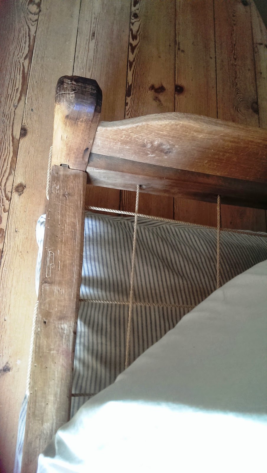 Gunston Hall Blog What's Under (and In) the Mattress?