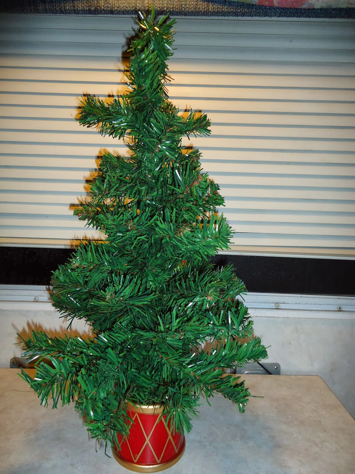 Thrifty Mom In Boise Christmas Tree Tiny House Style