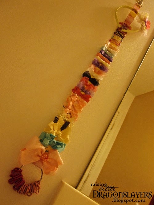 Raising Little Dragonslayers DIY Hanging Hair Clip Holder.