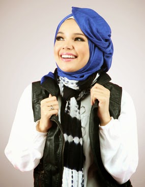 Image result for gaya hijab dewi sandra