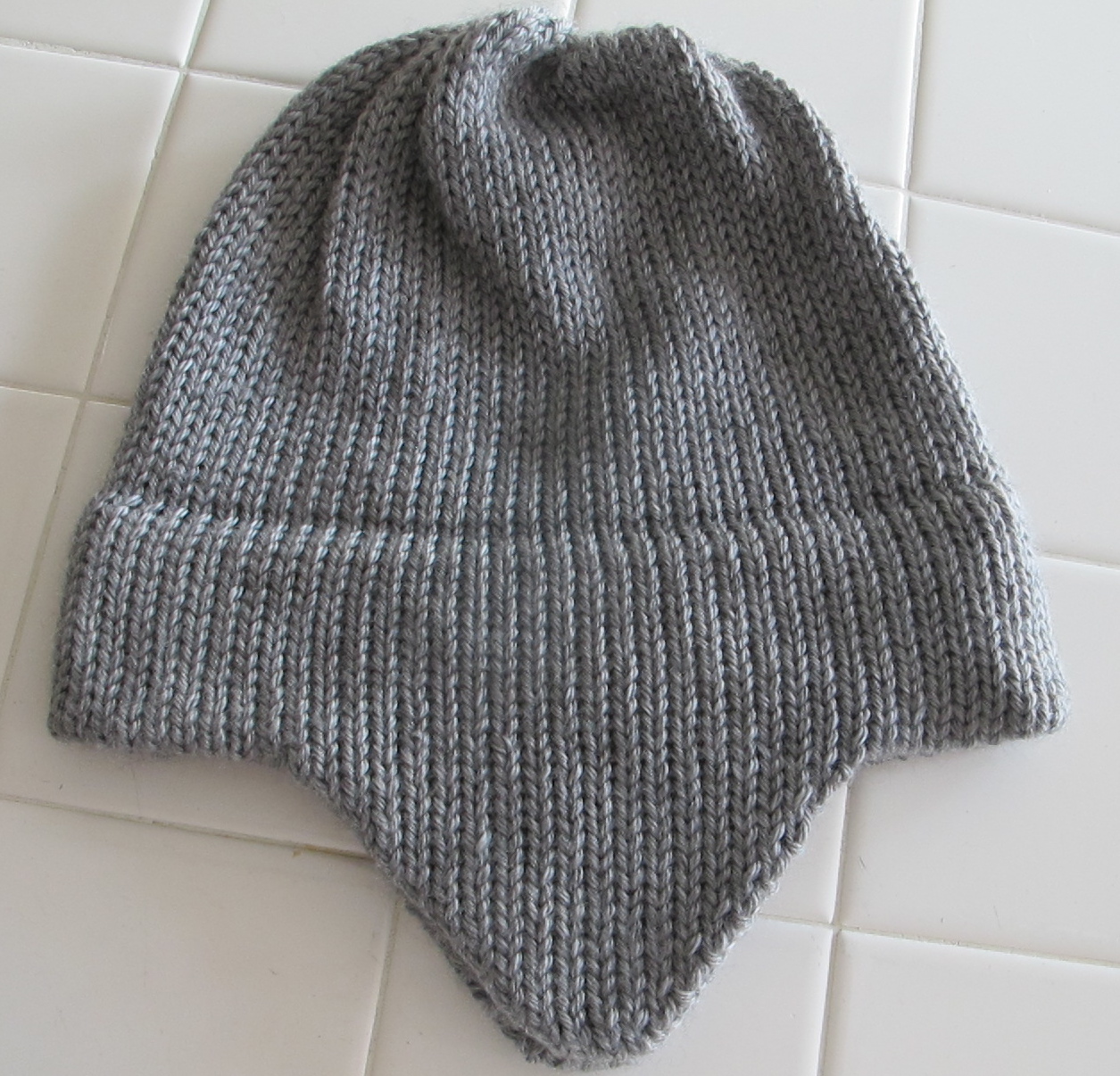 TOM MACHINE KNITTING GUY: Ear Flap Hat