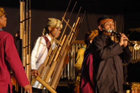 Lirik Lagu Sunda, JANG | Yunieka