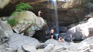 Eagle Falls cumberland falls state resort