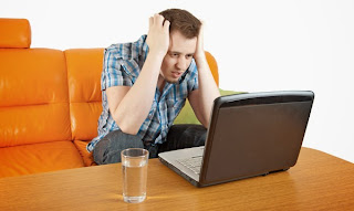 ERROS QUE BLOGUEIROS DEVEM EVITAR ERROS QUE BLOGUEIROS DEVEM EVITAR