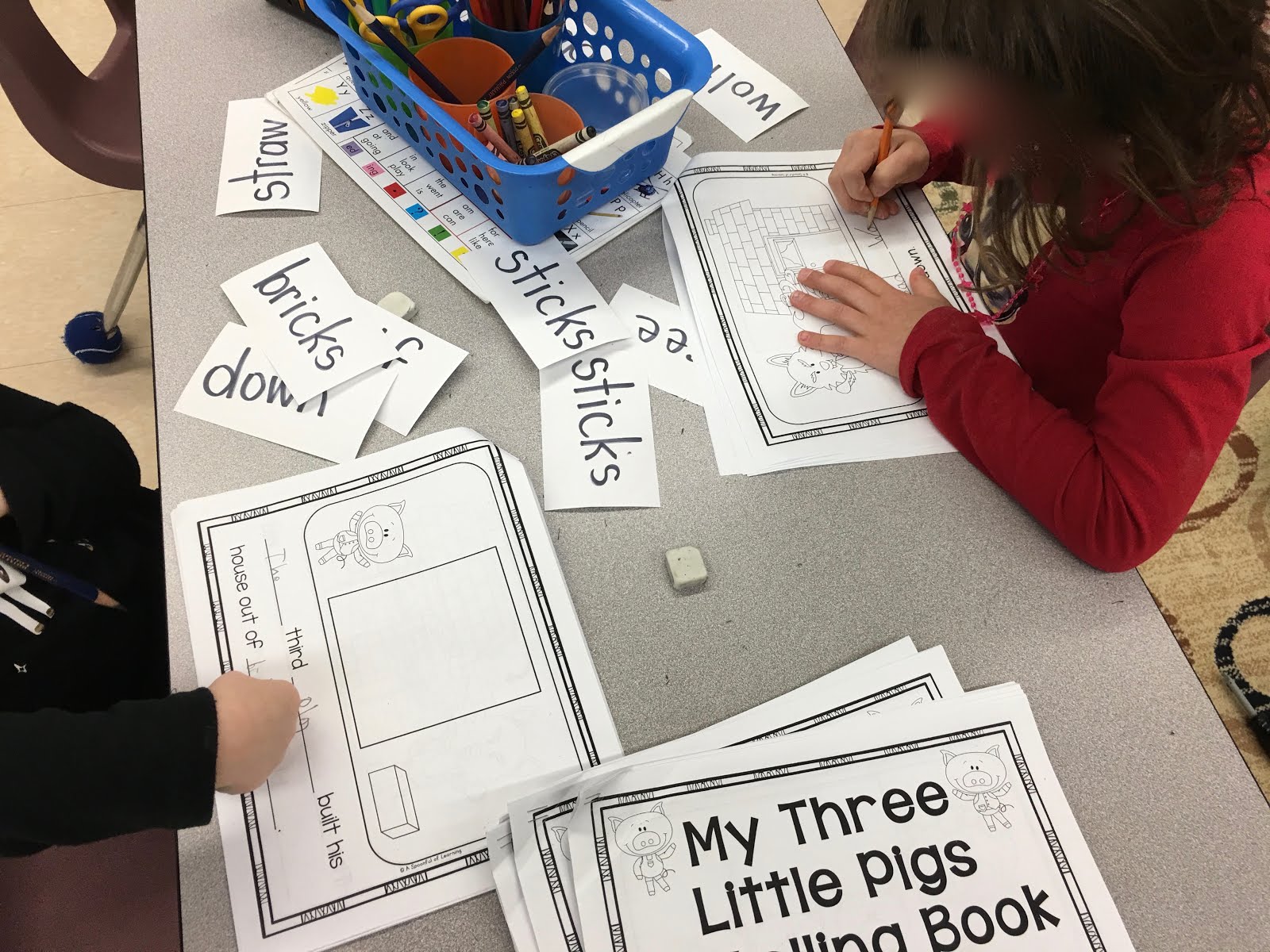 We can retell the Three Little Pigs