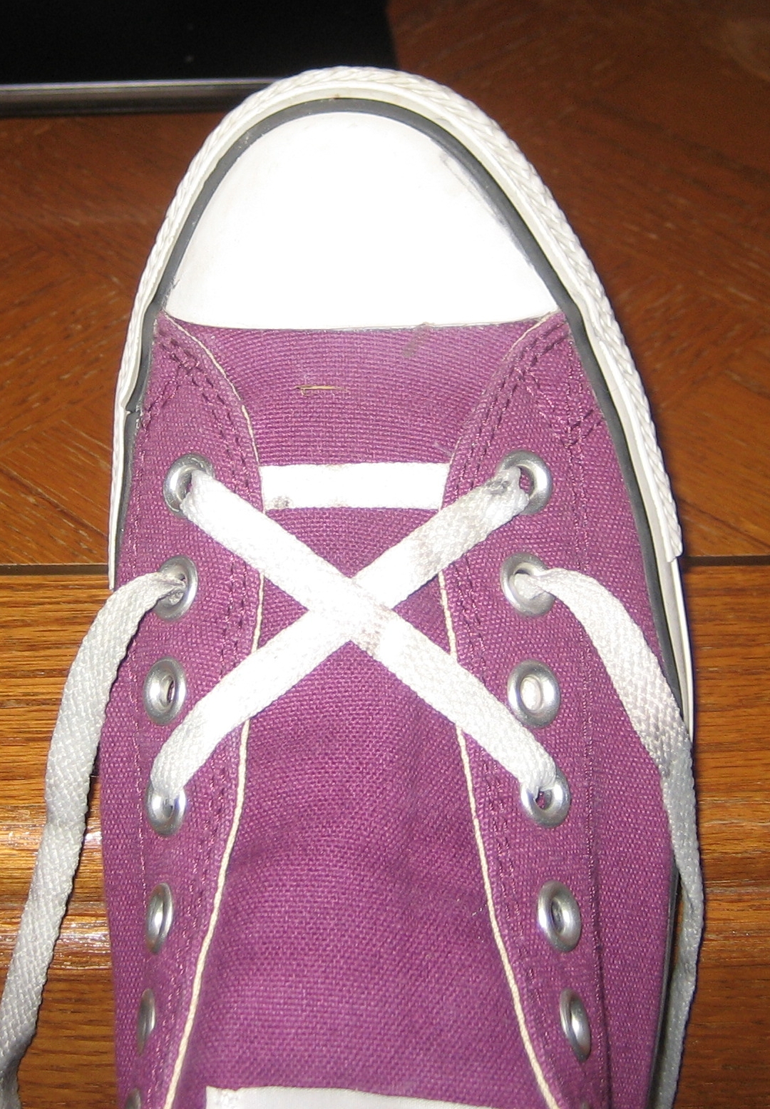 Carolyn Keene Fancy lattice shoe lacing