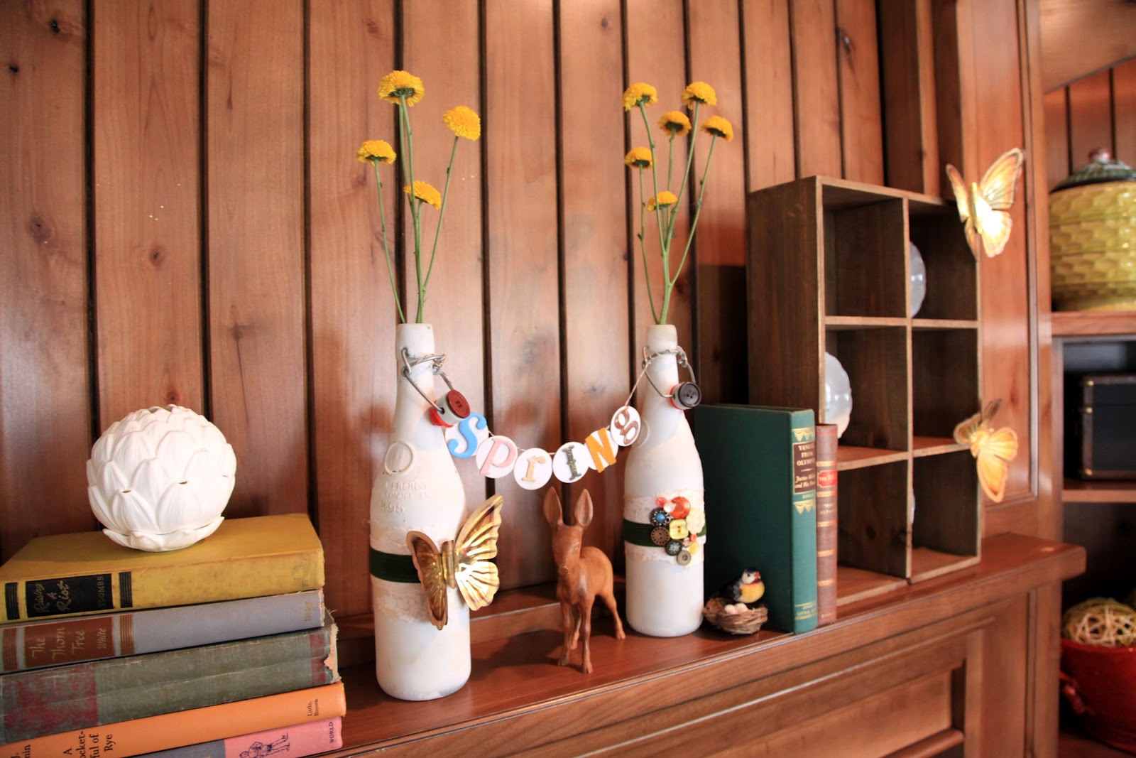 vintage pretty {DIY} Glass Bottle Spring Display