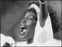 Whitney Houston no Super Bowl Whitney Houston morre canta Supoer Bowl