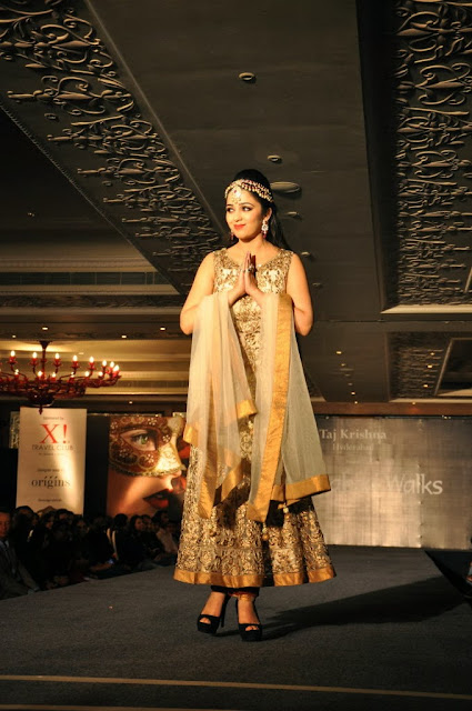 Cute Charmi Kaur Gorgeous Ramp Walk Images Collection Cute Charmi Kaur Gorgeous Ramp Walk Images Collection