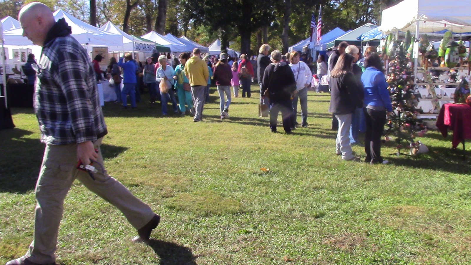 In My Painted Garden Bell Buckle Arts & Craft 2015