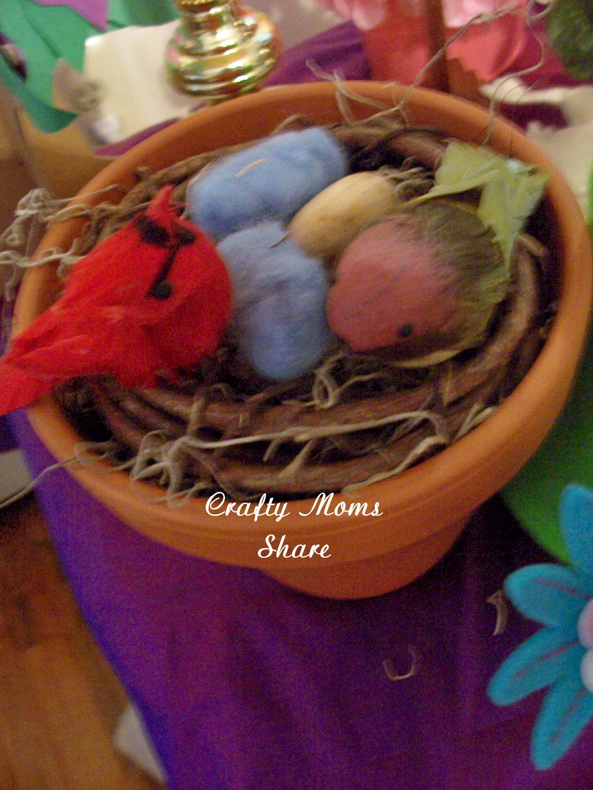 Crafty Moms Share Building a Bird Nest