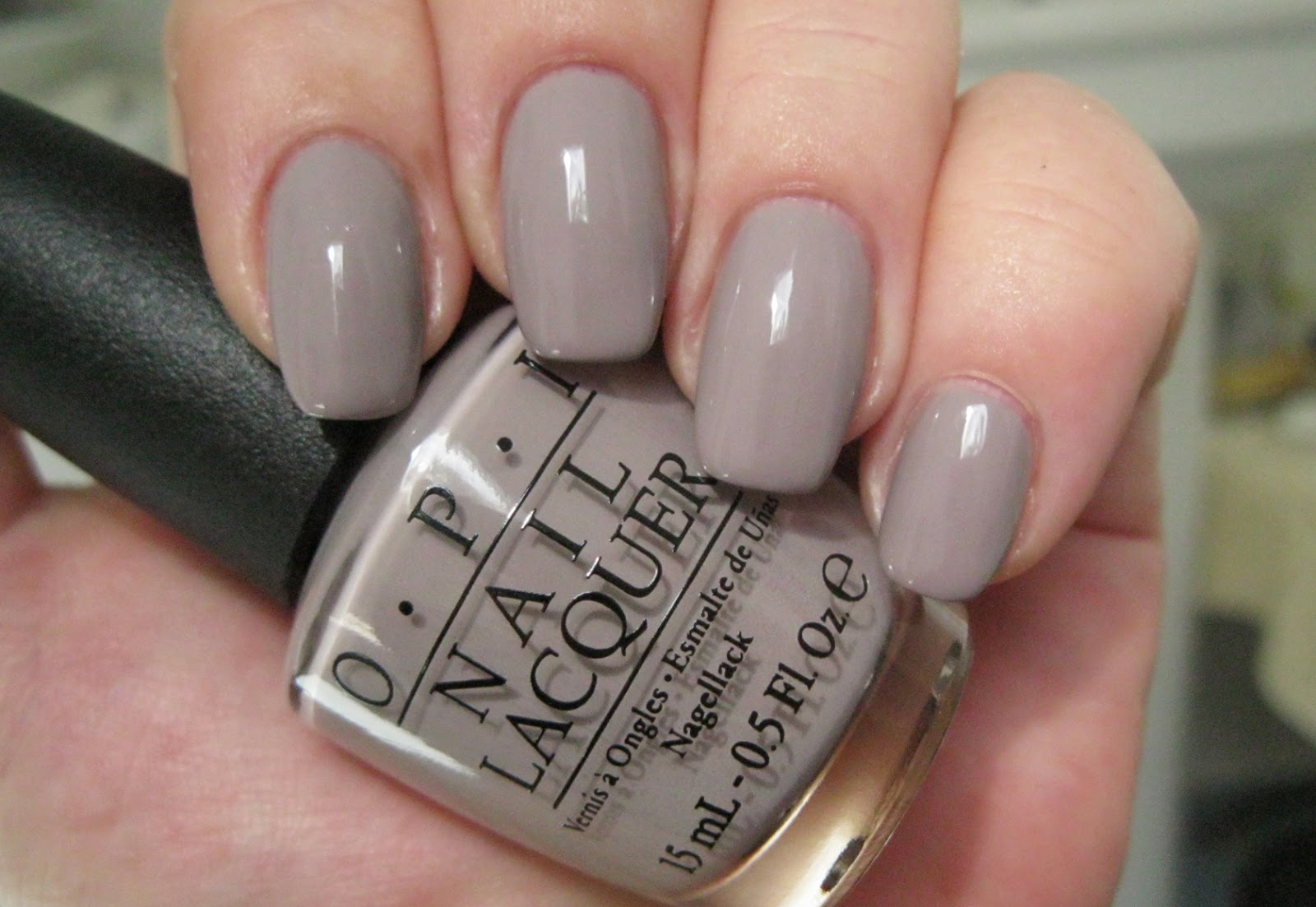 OPI Nail Lacquer, Taupe-less Beach - wide 5