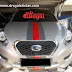 Cutting sticker datsun go grey- red & happy family
