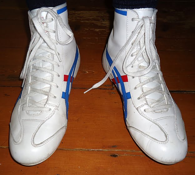 Boots160 Vintage ASICS wrestling shoes