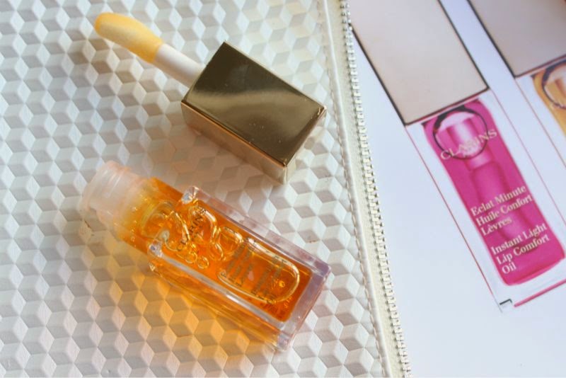 Clarins Instant Light Lips Comfort Oil in Honey Review The Sunday Girl