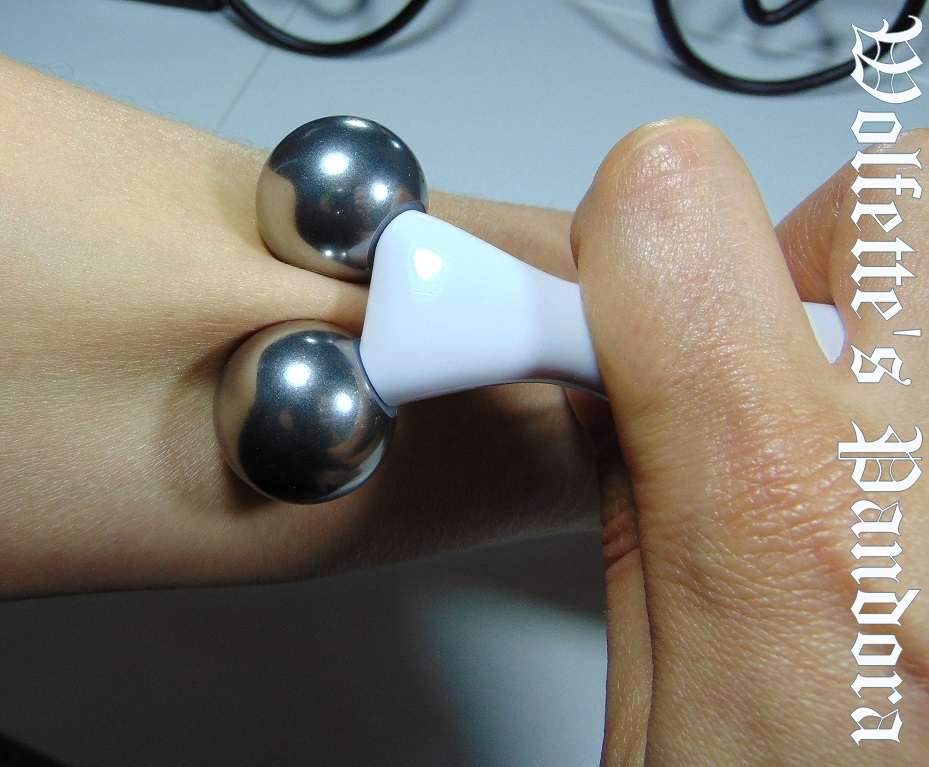 Wolfette's Pandora THE BODY SHOP Twin Ball Revitalising Facial