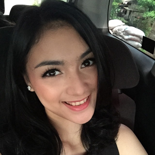 Biodata Dan foto Lengkap 4 Aktris Cantik Indonesia Yang