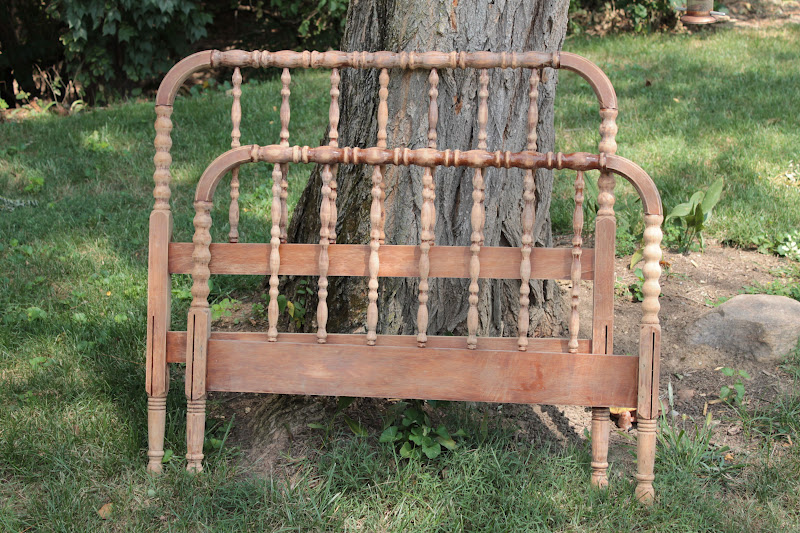 VanHook & Co. Painted Jenny Lind bed