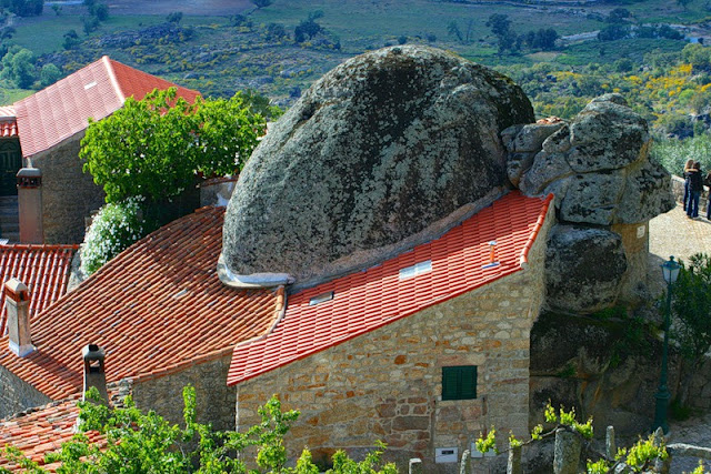 Монсанто - родина камней Виртуальное путешествие, Самые необычные места на земле,