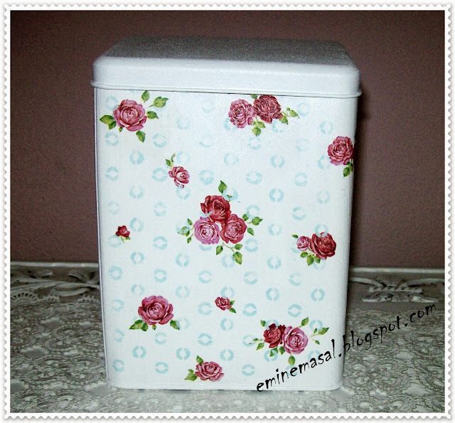 DEKUPAJ, DIY, EMİNE MASAL, ENAMEL BOYA, GALVANİZ BOYAMA, HOBİ, MASALSI, METAL BOYAMA, METAL KUTU YENİLEME, METAL NASIL BOYANIR, PEÇETE DEKUPAJI, TENEKE KUTU BOYAMA, METAL KUTU YENİLEME