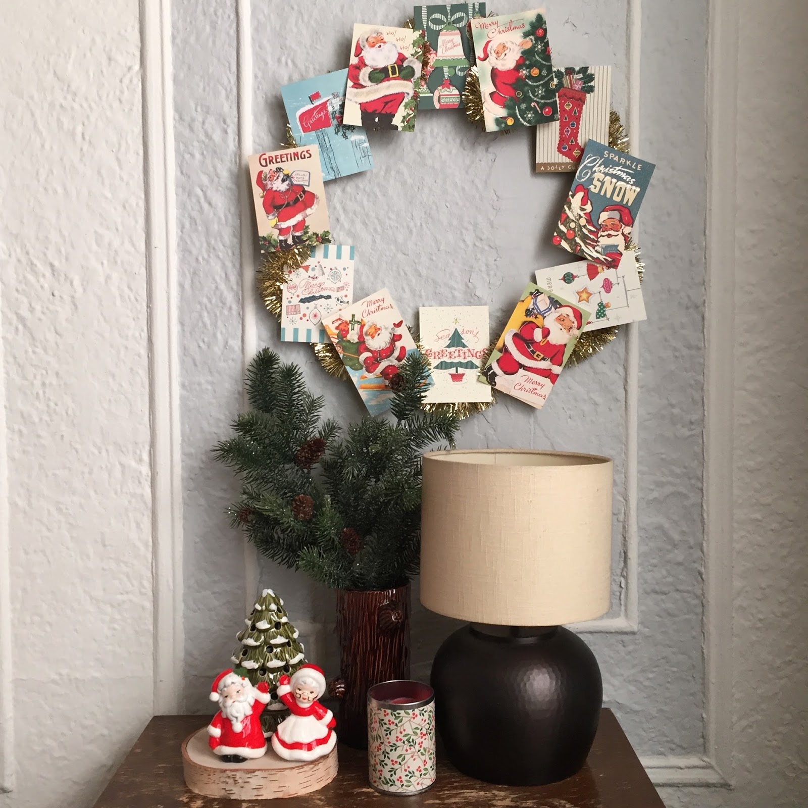 Crafty Lumberjacks Vintage Card Wreath!