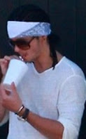 red17.com: Tom Kaulitz de paseo con una chica! 1