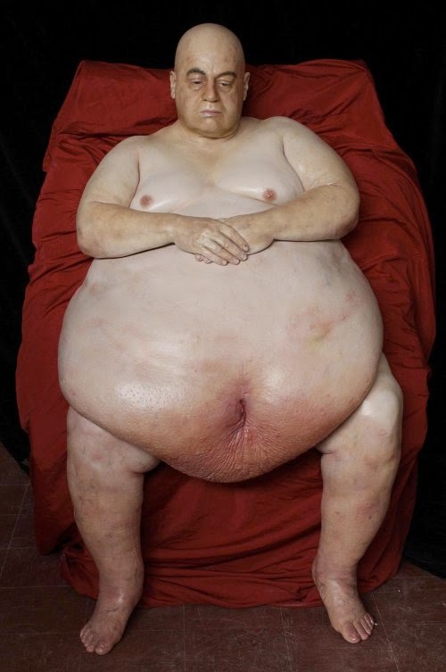As incríveis esculturas hiper-realistas de Marc Sijan Marc Sijan esculturas hiper-realistas em tamanho real de pessoas bizarras