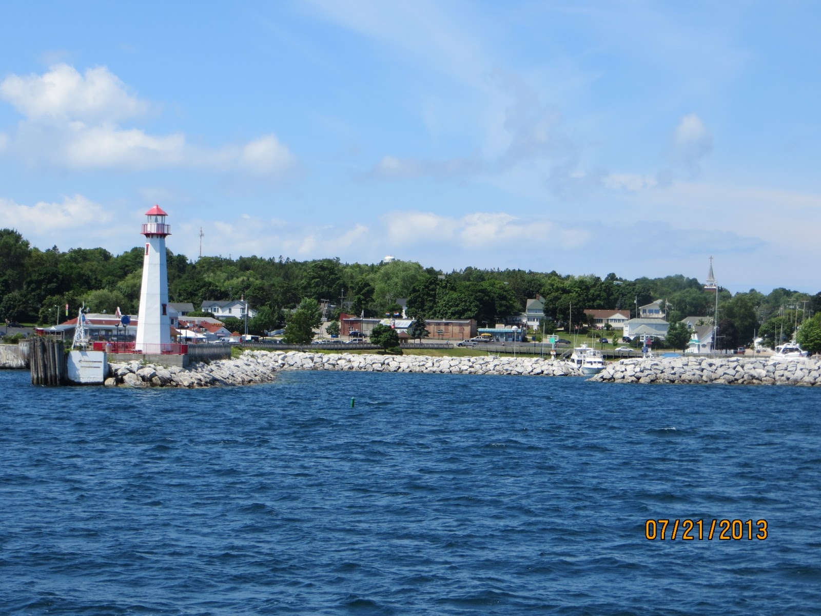 M/V Island Hopper's Log Petoskey, MI