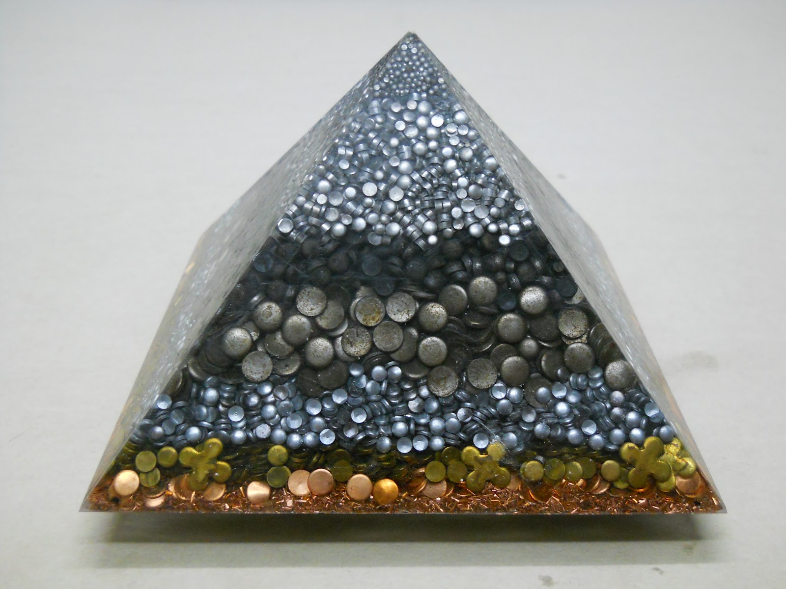 orgonite pyramid pyramids orgone srbija orgonit serbia