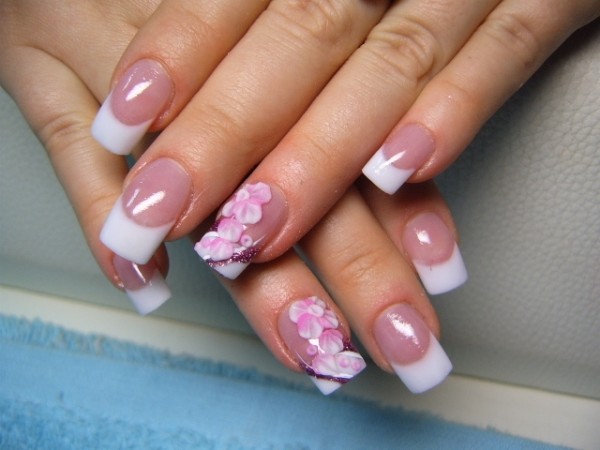 latest simple nail art design