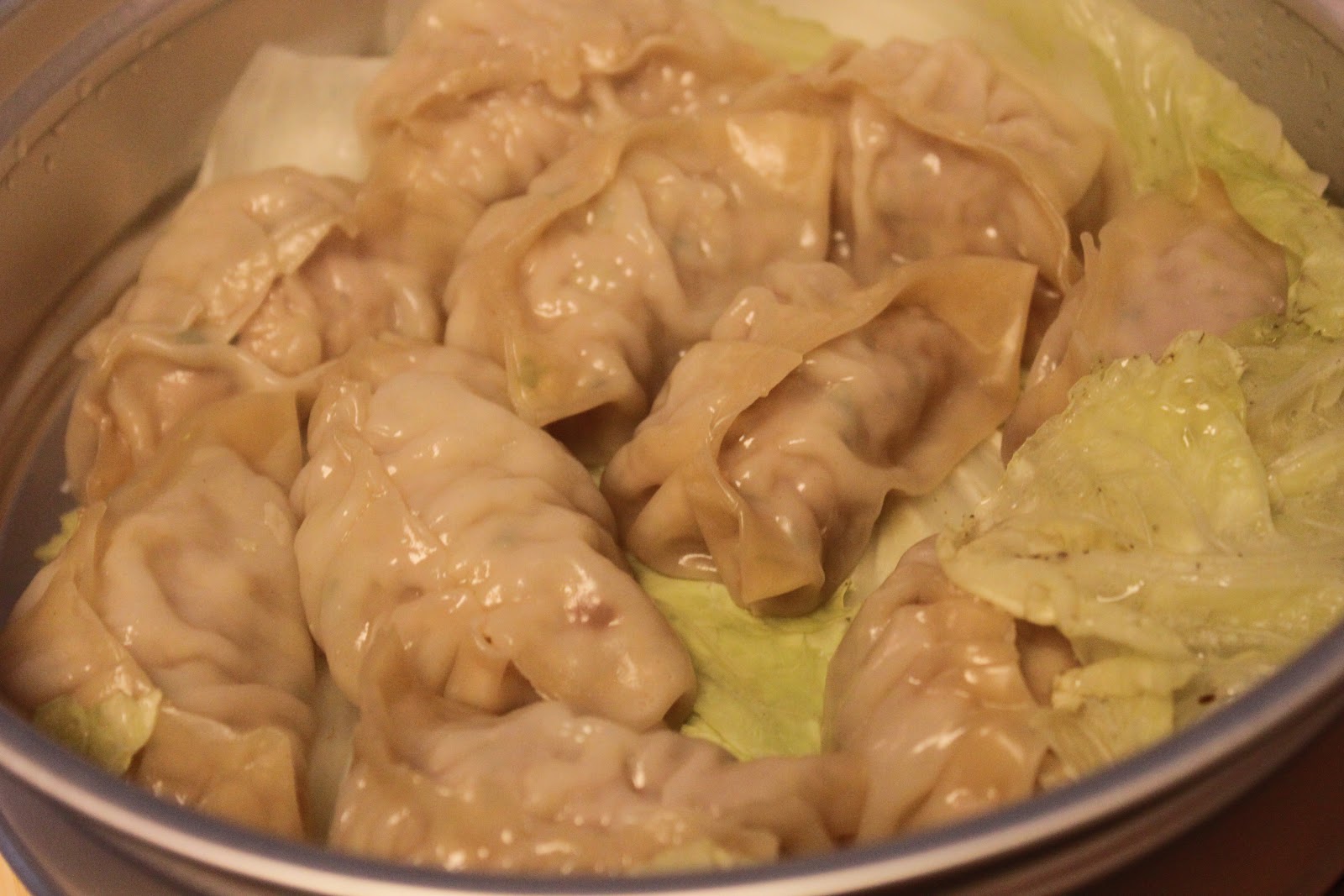 Megsiemay Makes Steamed Pork Dumplings