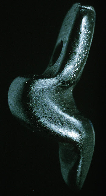Venus of Monruz or Neuchâtel - The pendant is in jet, found at Neuchâtel in 1991, dated 14.000-12.000 BCE, height 16 cm
