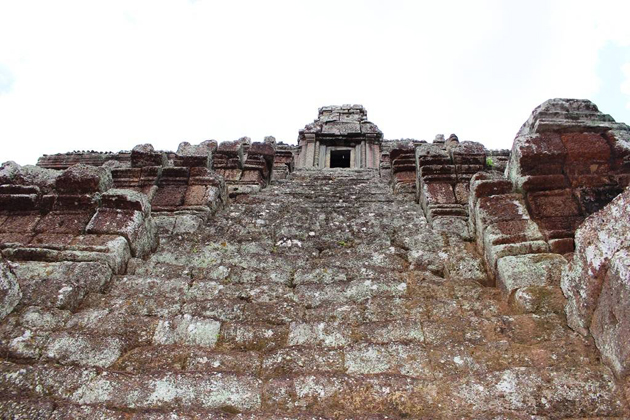 Temple de Phimeanakas. Photo: Hang Seak Temple de Phimeanakas. Photo: Hang Seak