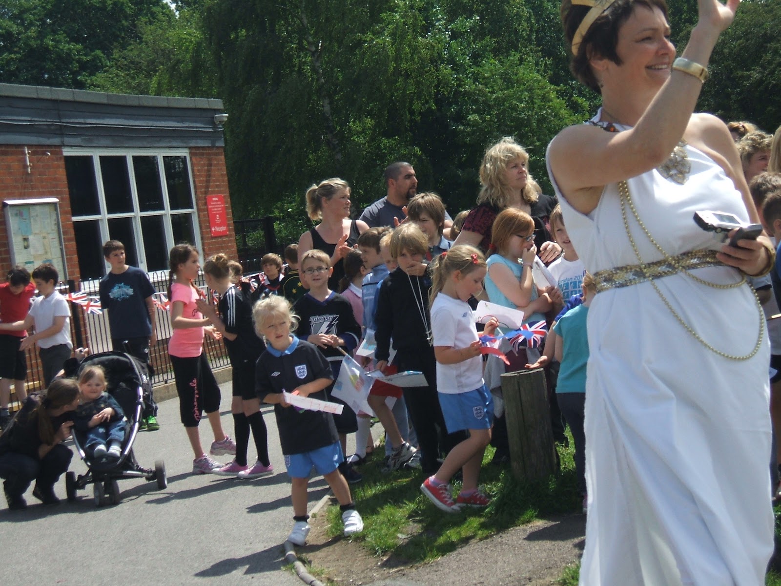 Heathlands' Hub June 2012