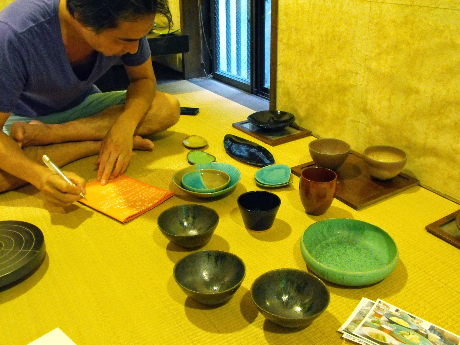 Tseline Pottery Class in Japan (Kamakura) 2 the glaze