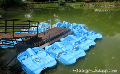 Taman Monumet Paddle Boat