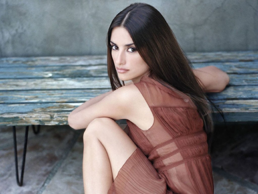 http://4.bp.blogspot.com/-Qd0fC1xIeqc/T1RONFguAqI/AAAAAAAAPy0/9m2hh5ST5J0/s1600/Penelope+Cruz+(4).jpg