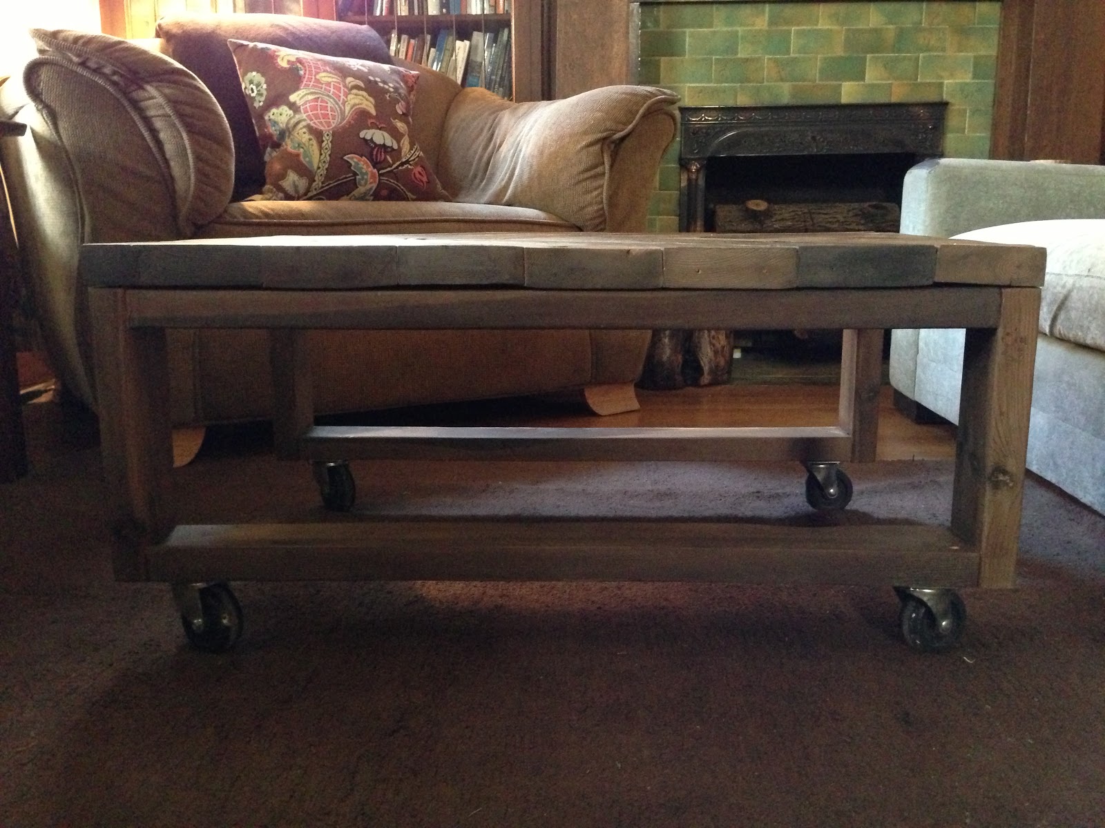 SimplyCozyRestoration Chic Chevron Coffee Table from scratch