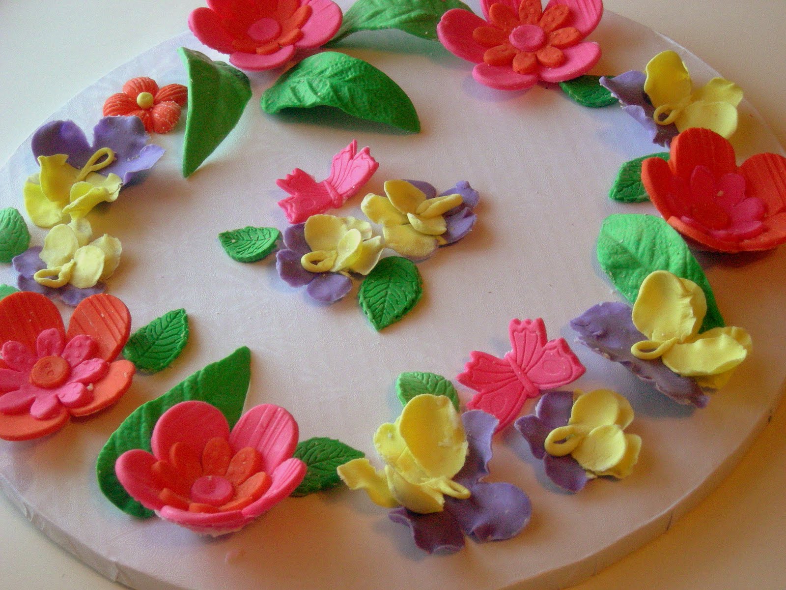 Sherry Trifle and Cats Wilton Flowers and Cake Design