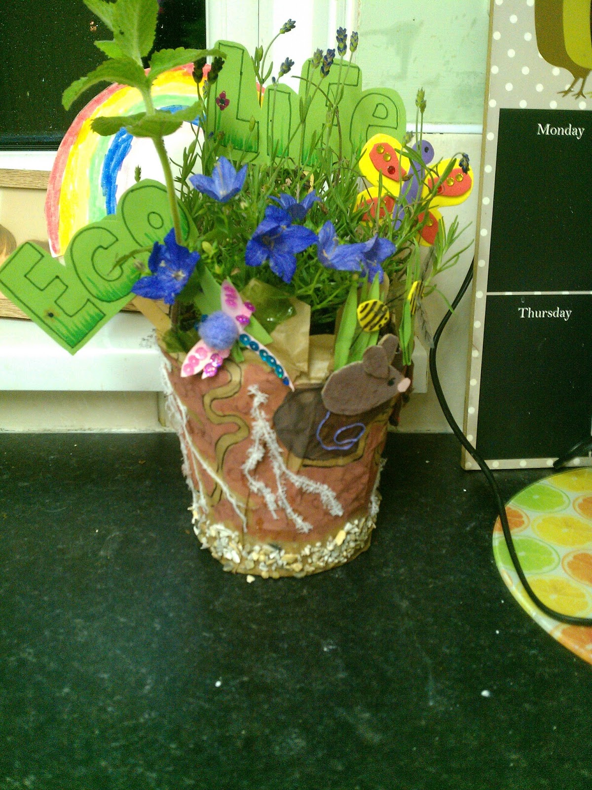 eco plant pot kids craft | Crafts, Crafts for kids, Potted plants