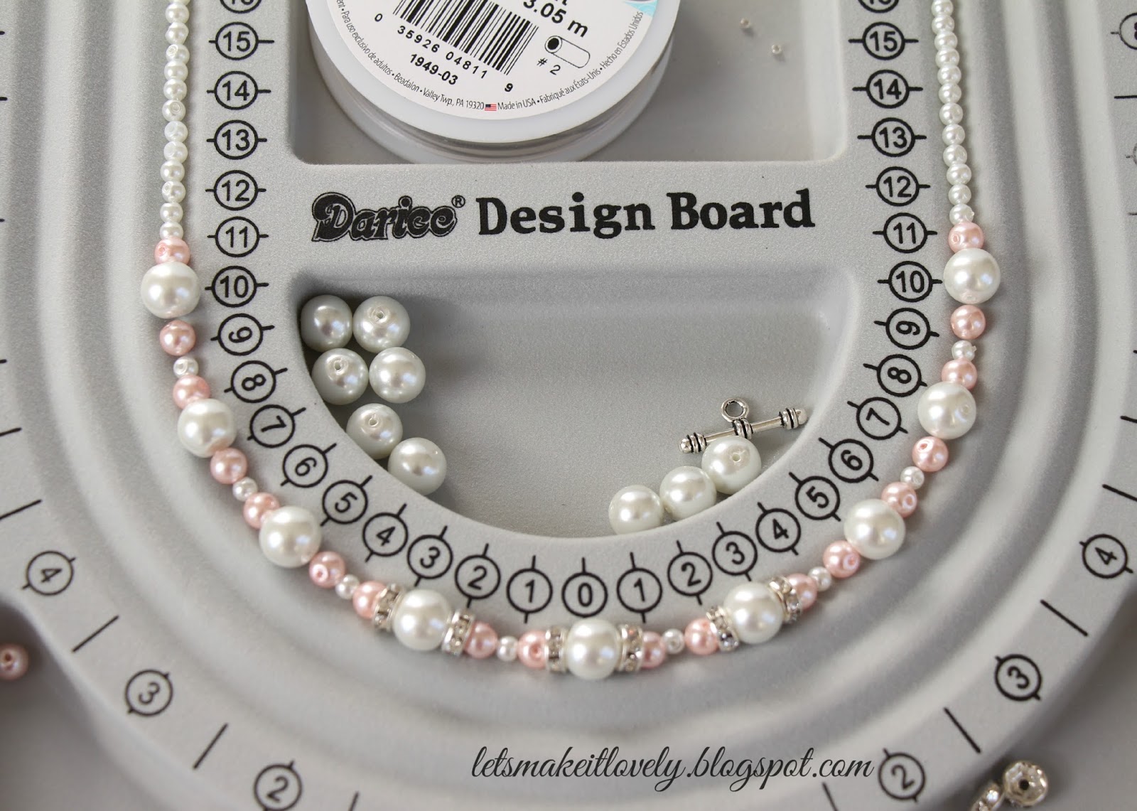Let's make it lovely Bead NecklaceTutorial