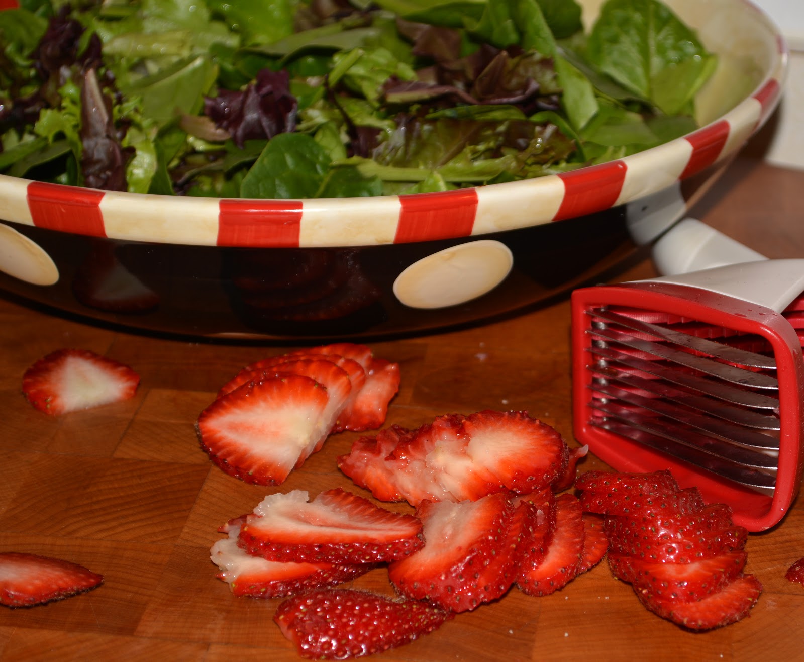 CHICKEN PAN FRIED IN AVOCADO OIL TOPPED WITH PESTO AND SERVED OVER A