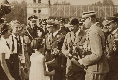 Adolf Hitler Unpublished Photos