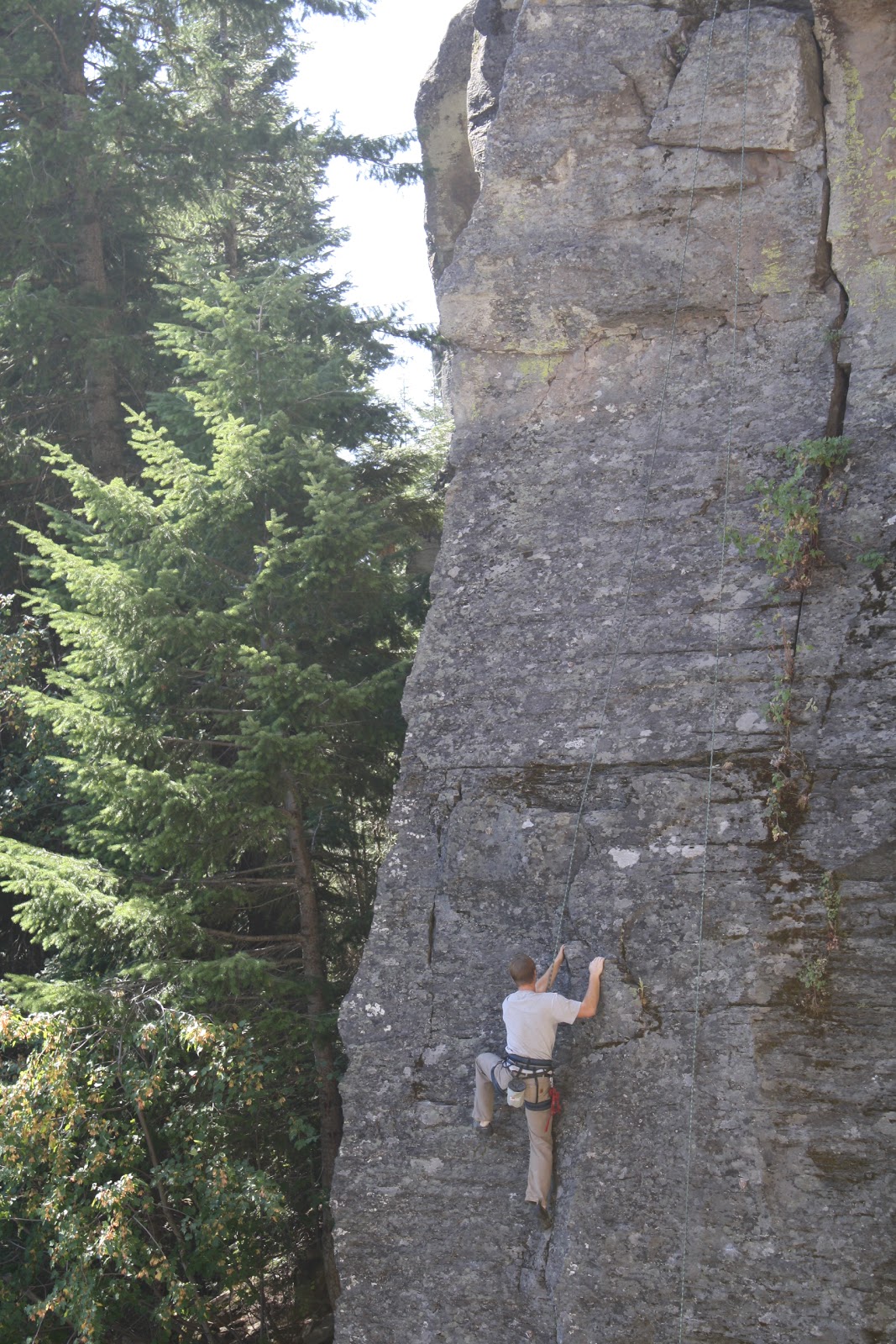 Eastern Oregon University Outdoor Program Climbing at Spring Mountain