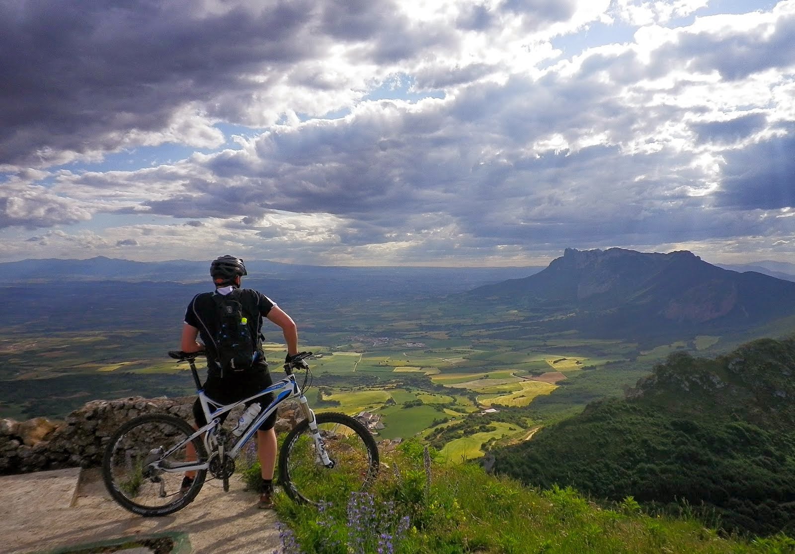 León Dormido en BTT