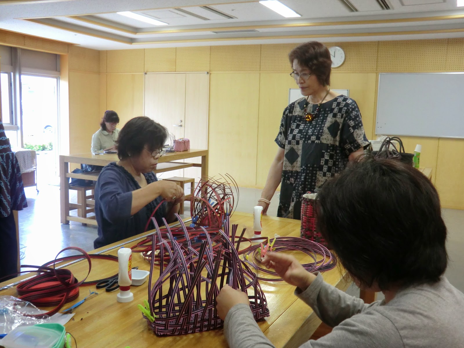 中之条大学公式ブログ 初めてのエコクラフト教室 自分だけのカゴバッグが出来上がりました