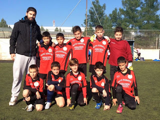 φωτογραφία της ομάδας τζούνιορ της ακαδημίας μας