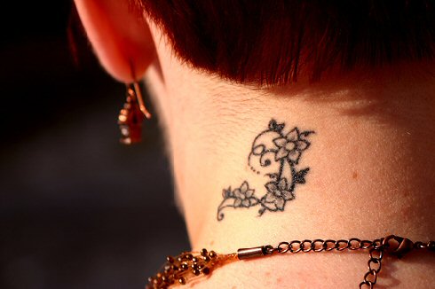 Tattoos On The Neck For Girls