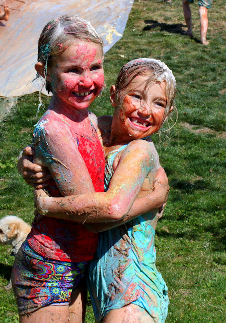 YourLifeUncommon: {MESSY PARTY} Sending Summer Out With A Bang